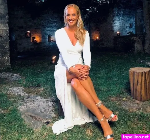 Angela Finger Erben OnlyFans Thumbnail #1MrY6UZcqV
