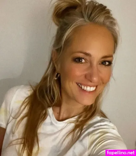 Angela Finger Erben OnlyFans Thumbnail #EMEd086zGk