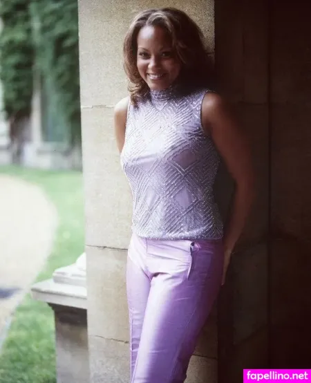 Angela Griffin OnlyFans Thumbnail #J9xGKILIHX