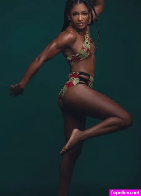 Angela Hill OnlyFans Thumbnail #WvyfDMP9bu