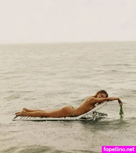 Angela Kajo OnlyFans Thumbnail #c28hRkbtMn