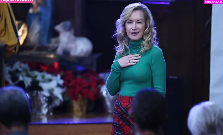 Angela Kinsey OnlyFans Thumbnail #3WLJuFzEFQ