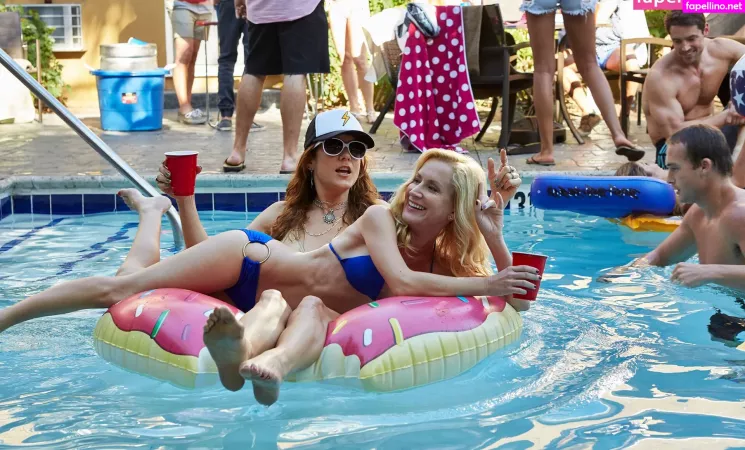 Angela Kinsey OnlyFans Thumbnail #DU37vpFw9D