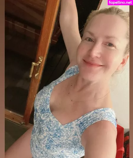 Angela Kinsey OnlyFans Thumbnail #QQzmtSJ8qP