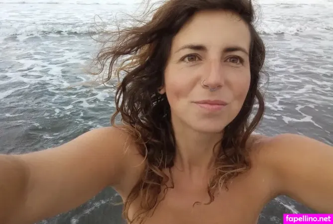 Angela Lavilla Canedo Main Profile Photo