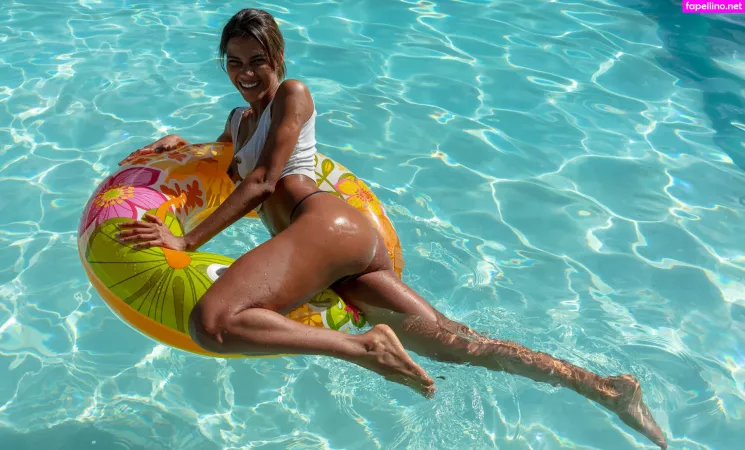 Angela Munnoz OnlyFans Thumbnail #MMjtIaDD7F