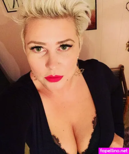 Angela Rae Main Profile Photo