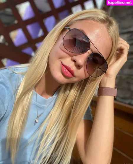 Angela Smith OnlyFans Thumbnail #kidbMYXfAc