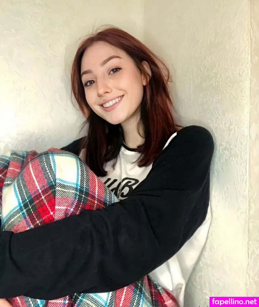 angelabouchard_, angelabouchards Nude Leaked OnlyFans Photo #8fCZg2FtKP