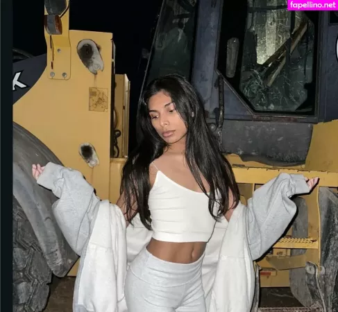 Angelakira OnlyFans Thumbnail #oaWMoOpjrK