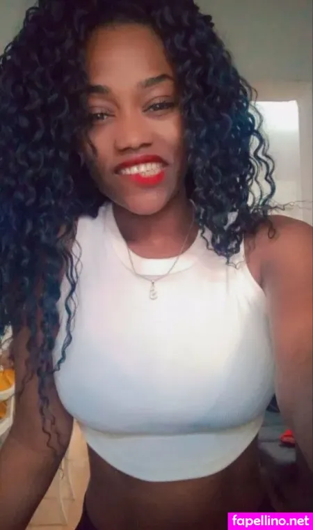 Angelaknowles OnlyFans Thumbnail #qmWo7uuW5p