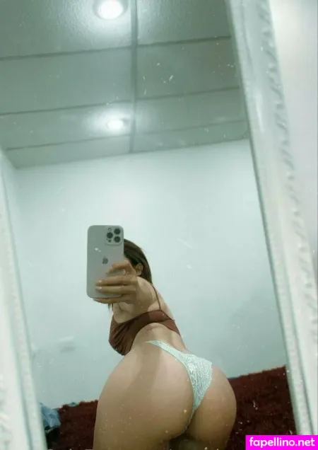 Angelamarolisee OnlyFans Thumbnail #TW2Z7vka0E