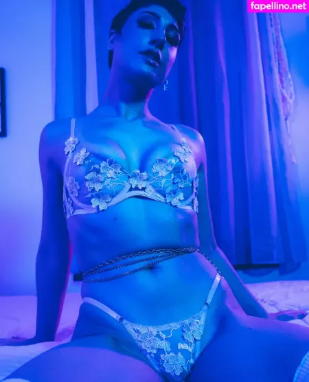 Angelamourvip OnlyFans Thumbnail #DUWArrZL7d