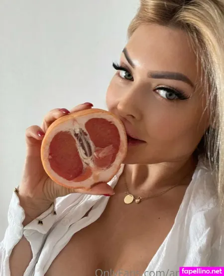 Angelbikini OnlyFans Thumbnail #P8bR4WqwCi