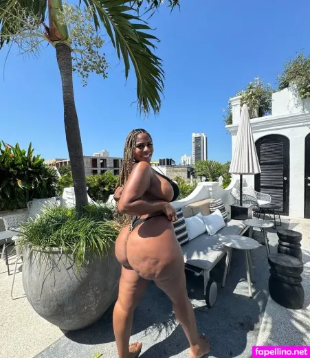 Angelcakes 10 OnlyFans Thumbnail #u10nIAFhUe