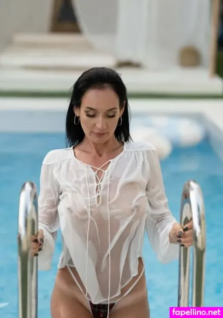 Angelcate OnlyFans Thumbnail #9AimHSbHbn