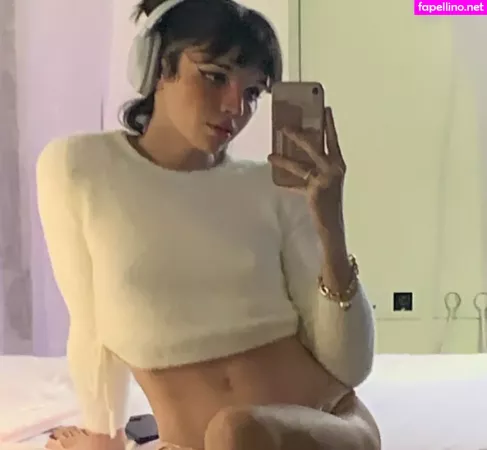 Angele Mhr OnlyFans Thumbnail #gjeQu7MYxG