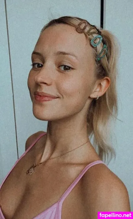 Angele Van Laeken OnlyFans Thumbnail #miu6XVhDBA