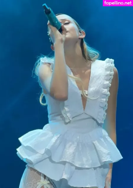 Angele OnlyFans Thumbnail #YfeDkvsGwG