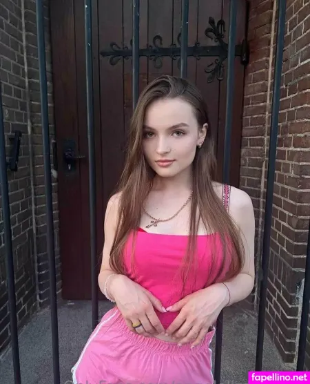 Angelelizabeth28 OnlyFans Thumbnail #KbHZ4r2QuE