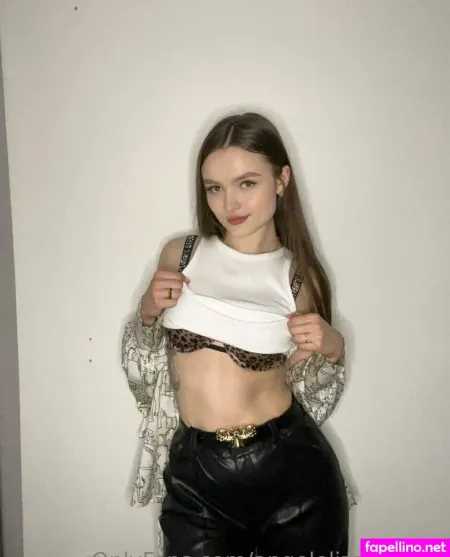 Angelelizabeth28 OnlyFans Thumbnail #XahUPaTWWX