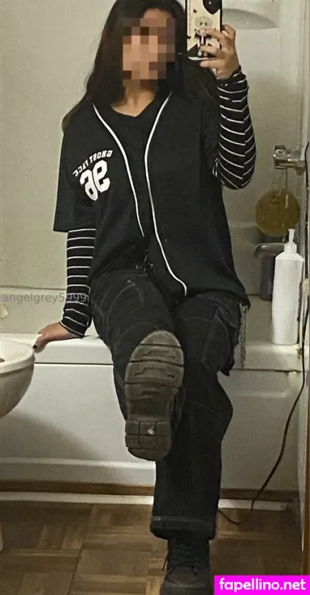 Angelgrey5999 OnlyFans Thumbnail #1b9UuGIes2