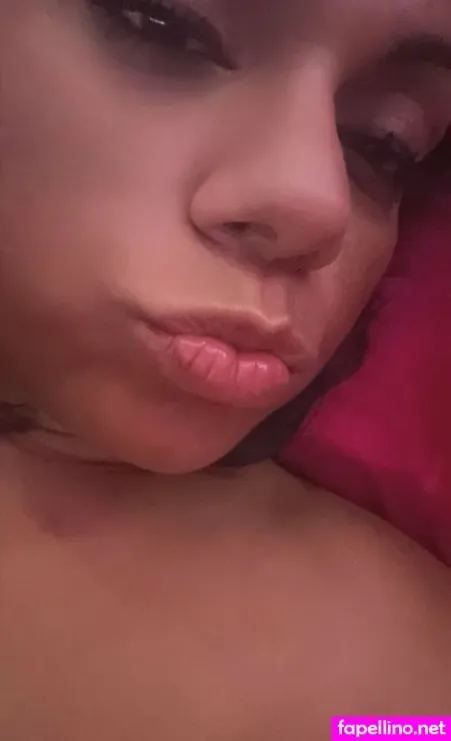 Angelhoneyeyez OnlyFans Thumbnail #VLLVzBps4j