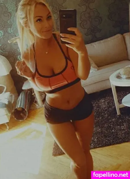 Angelica Larsson OnlyFans Thumbnail #MEm2aKMo3d
