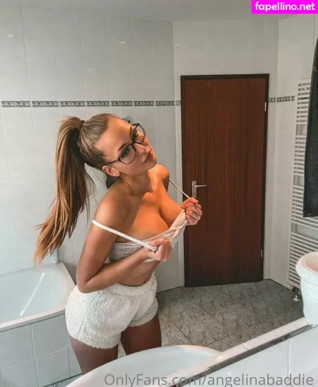 Angelina 1 OnlyFans Thumbnail #Go2IGTg24x