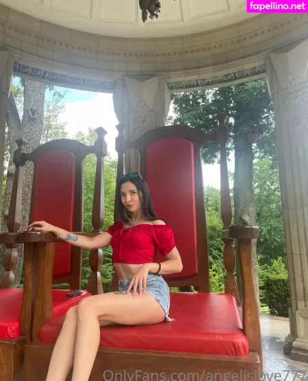 Angelina Crystal OnlyFans Thumbnail #9HyeXmeC1B