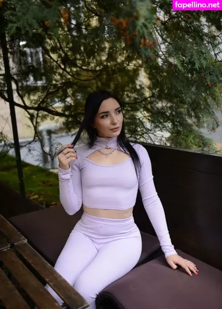 Angelina Crystal OnlyFans Thumbnail #L8Rmn4B5GP