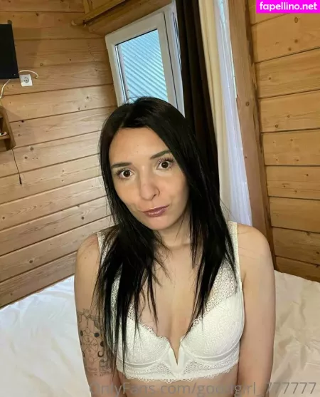 Angelina Crystal OnlyFans Thumbnail #gxF8XsvUto