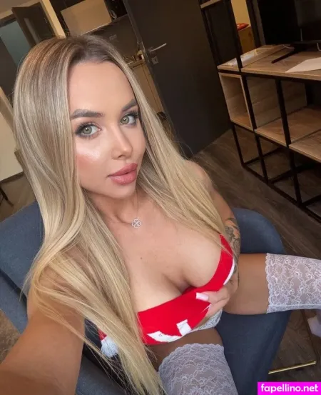 Angelina Engel OnlyFans Thumbnail #0RSrudmT9p