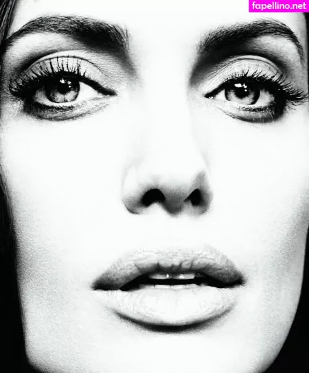 Angelina Jolie OnlyFans Thumbnail #NNlaOIj1Af