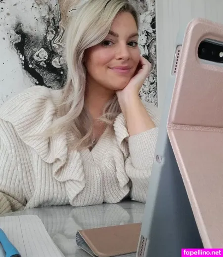 Angelina Kirsch OnlyFans Thumbnail #HCvYOrF0ed