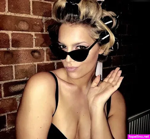 Angelina Kirsch OnlyFans Thumbnail #fWw5Gykagd