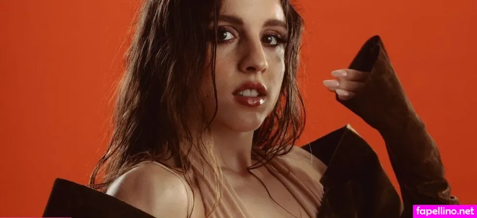 Angelina Mango OnlyFans Thumbnail #qAUZJNKPid