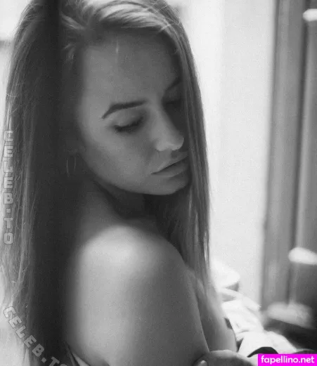 Angelina Utzeri OnlyFans Thumbnail #muHgXf19ev