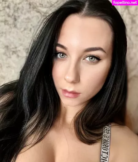 Angelinapretty OnlyFans Thumbnail #eLIJbvdAU1