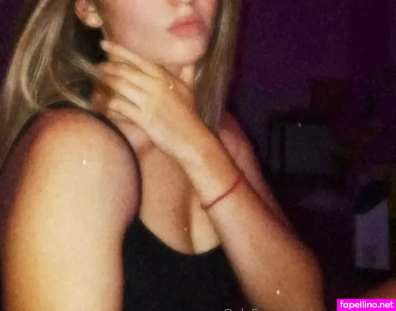 Angelinaroig OnlyFans Thumbnail #vgyR5ZIvA3