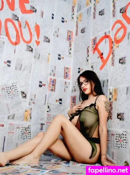 Angelique Angell OnlyFans Thumbnail #4MtGdxtcOz
