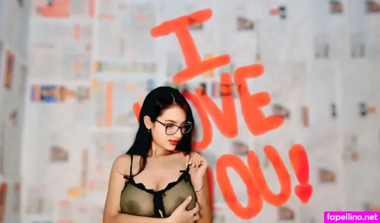 Angelique Angell OnlyFans Thumbnail #awGfNJcw5x