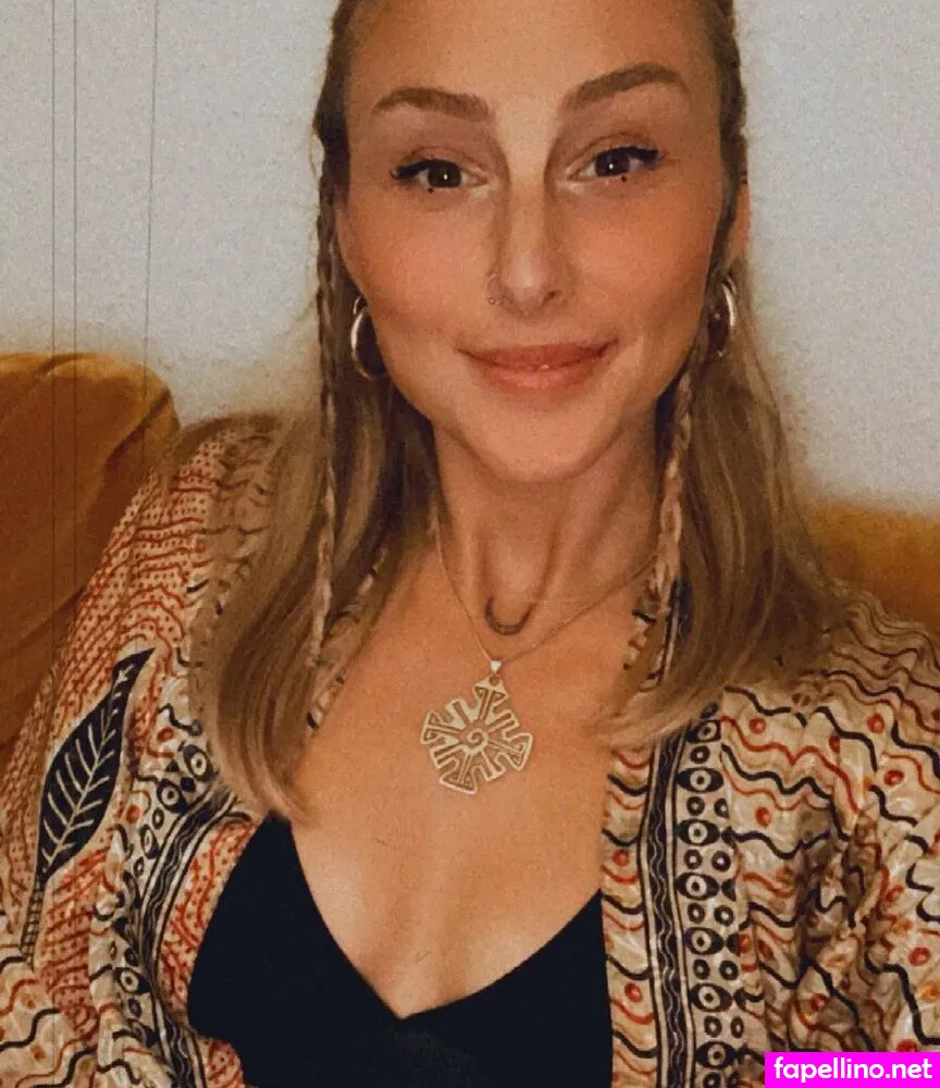 angeli.que_poulain Nude Leaked OnlyFans Photo #IAFGi2YaQl