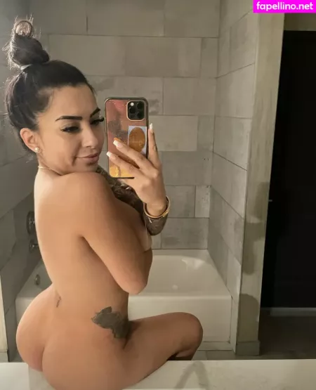 Angeliquelesperance OnlyFans Thumbnail #3vsKGplD1s
