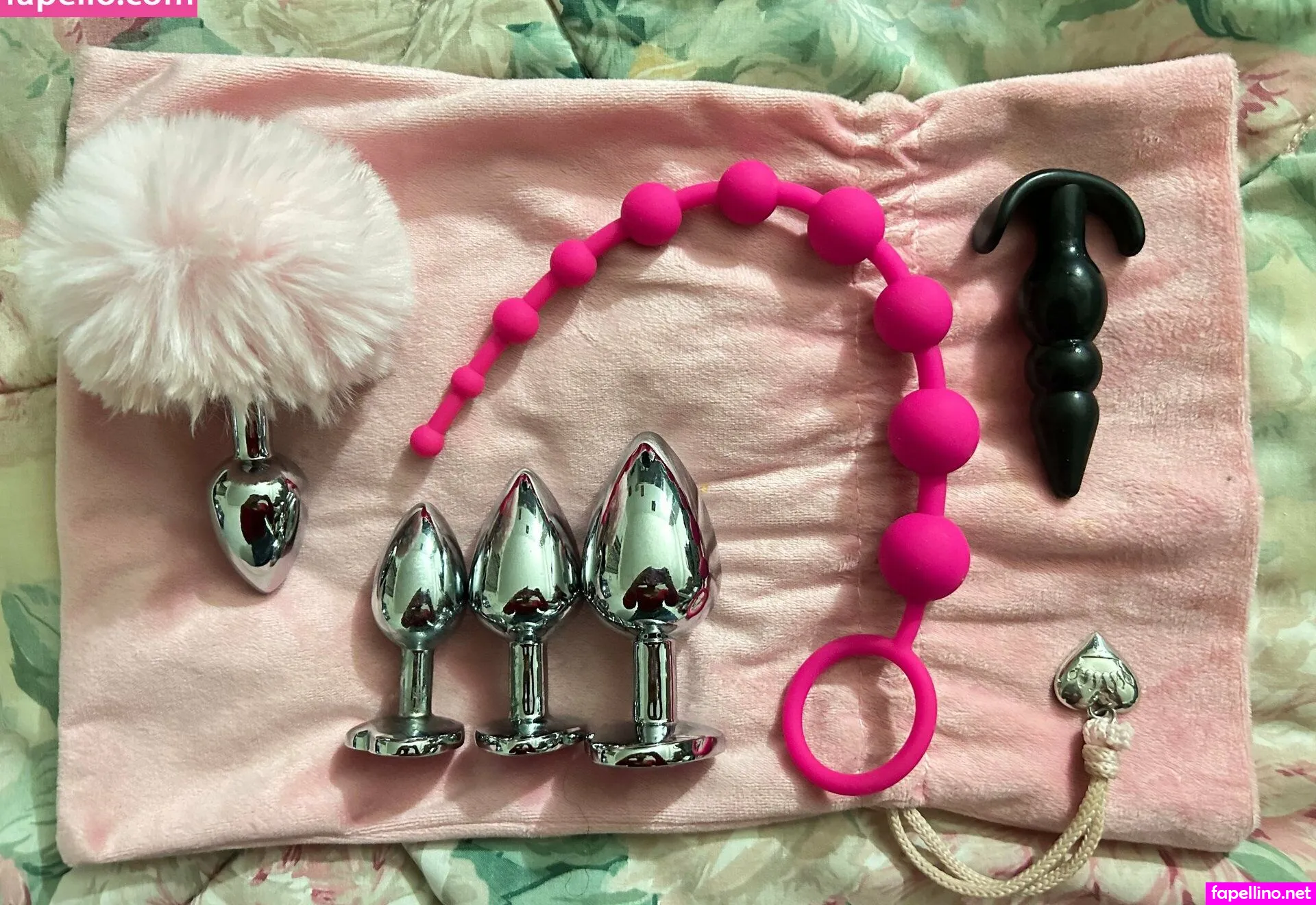 angel.sinsss, angell_sins Nude Leaked OnlyFans Photo #34M5y7XATB