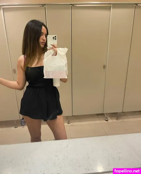 Angellunabella OnlyFans Thumbnail #P06OGrZD5n