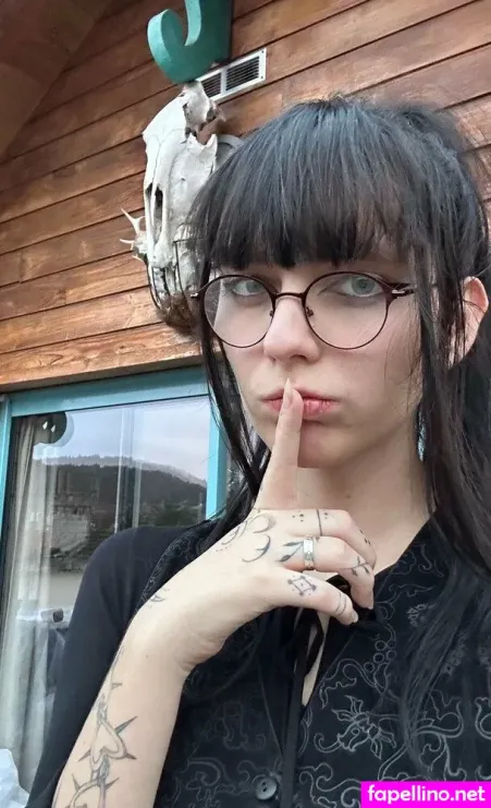 Angelmoonbloop OnlyFans Thumbnail #4d7O5sbnpV