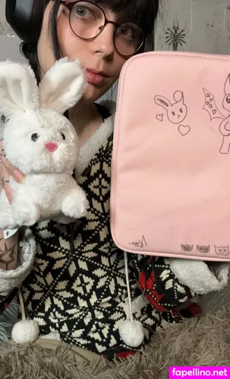 Angelmoonbloop OnlyFans Thumbnail #IyOQ0eVcmK