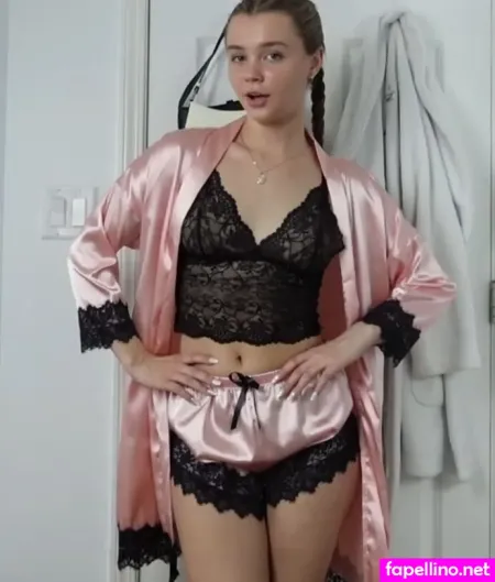 Anghelina Policarpova 2 OnlyFans Thumbnail #6CQZnVdTeW