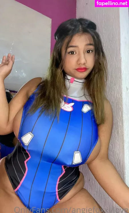 Angie Bravo OnlyFans Thumbnail #lP61yBBTD5